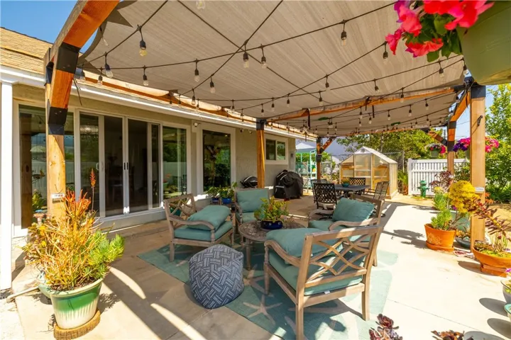 Entertainers' backyard oasis.