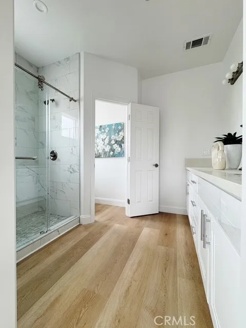 1202 N San Antonio Avenue, Pomona, California 91766 home-pic-17