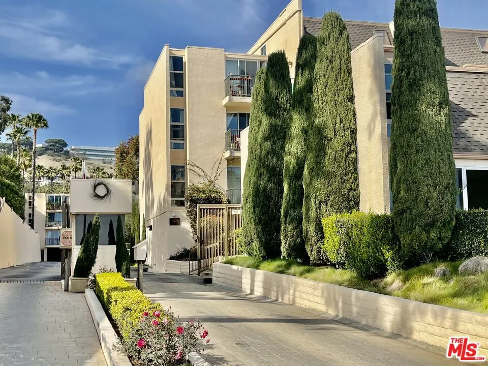 23901 Civic Center Way 134, Malibu, California 90265, 2 Bedrooms Bedrooms, ,2 BathroomsBathrooms,Residential Lease,For Rent,CIVIC CENTER,25533495