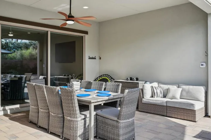 42-web-or-mls-Pinnacle Vista Dr-3004-042