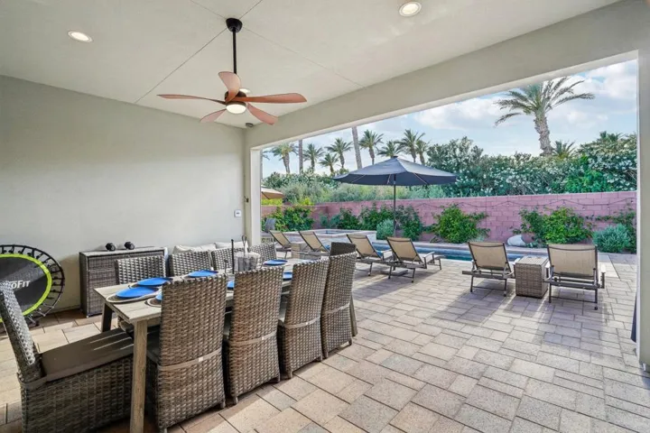 50-web-or-mls-Pinnacle Vista Dr-3004-050