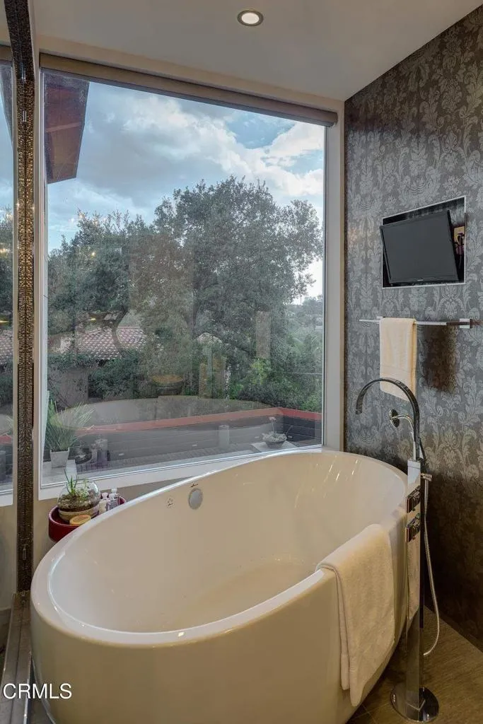 425 Anita Drive, Pasadena, California 91105 home-pic-18