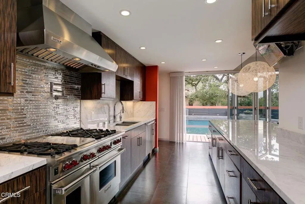 425 Anita Drive, Pasadena, California 91105 home-pic-10