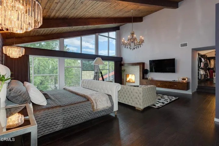 7P8ZN9 - 425 Anita Drive(15)