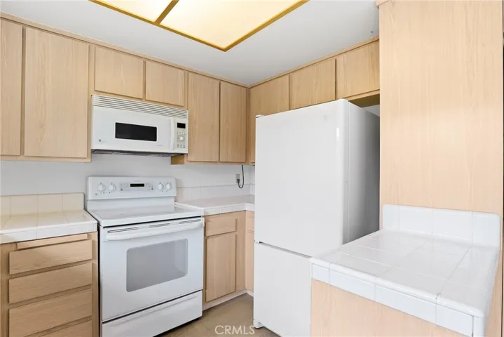 27914 Ridgecove Court N, Rancho Palos Verdes, California 90275