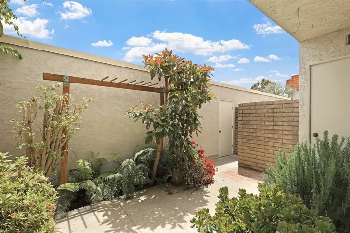 27914 Ridgecove Court N, Rancho Palos Verdes, California 90275