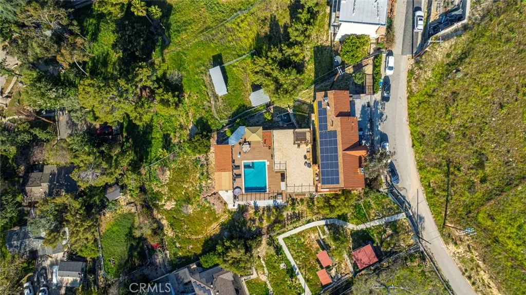 9336 Wayside Drive, Sunland, California 91040 home-pic-23