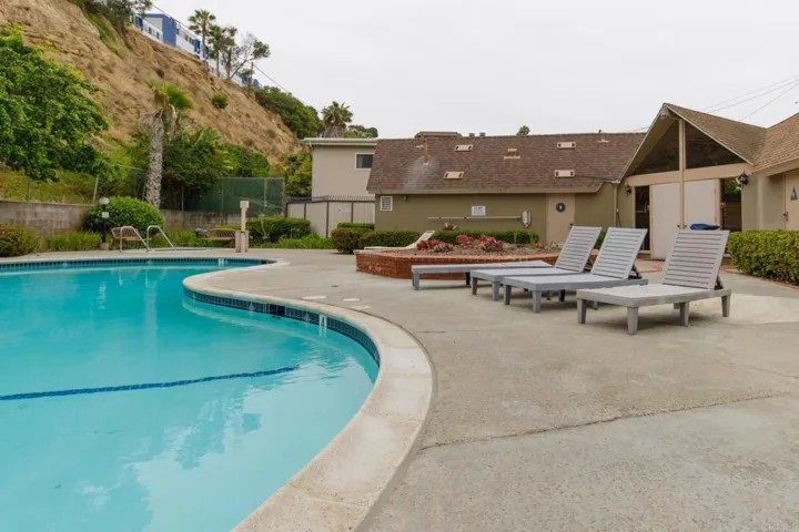 3154 Groton Way 3, San Diego, California 92110