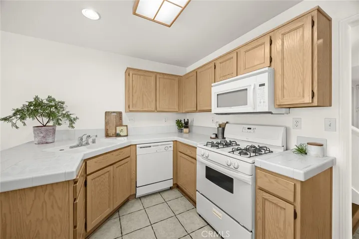 11273 Terra Vista Pkwy B, Rancho Cucamonga, California 91730