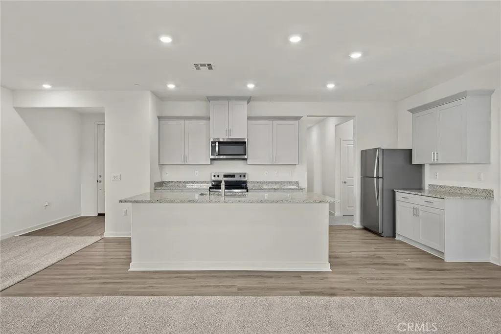 803 Longhorn Drive, San Jacinto, California 92582 home-pic-5