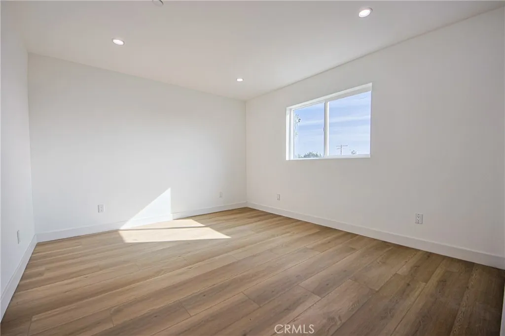 956 N Kingsley Drive, Hollywood, California 90029 home-pic-56