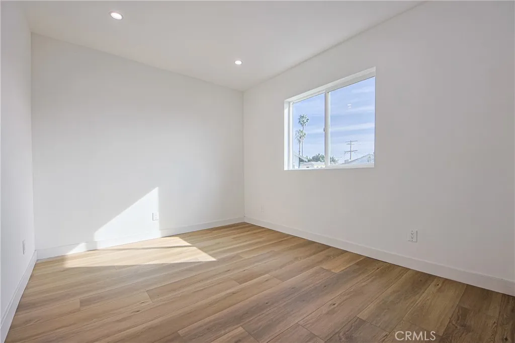 956 N Kingsley Drive, Hollywood, California 90029 home-pic-52