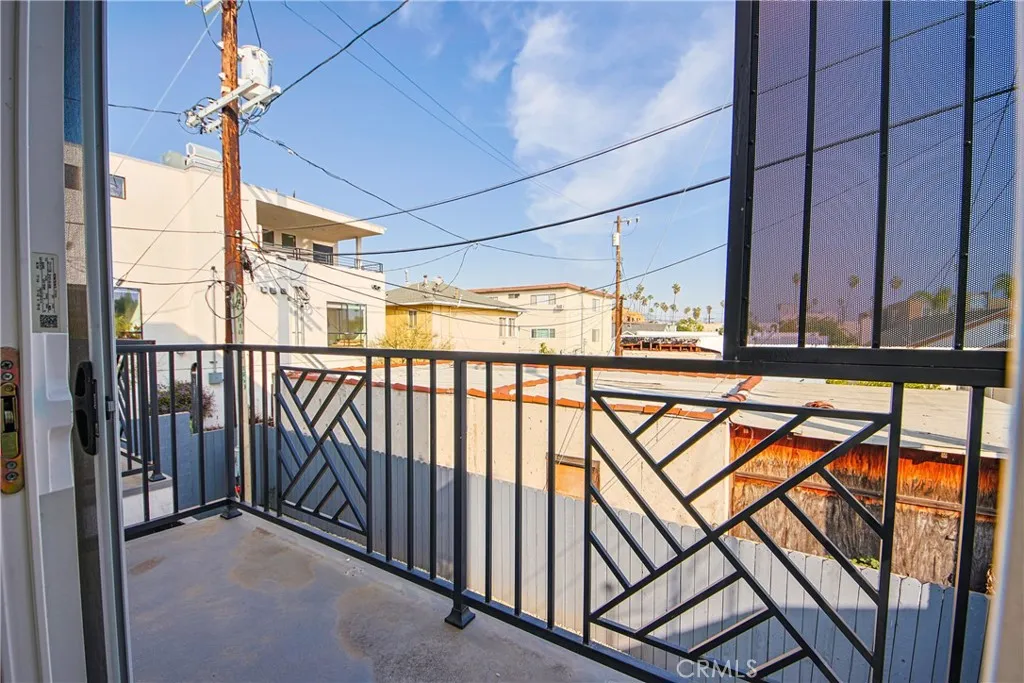 956 N Kingsley Drive, Hollywood, California 90029 home-pic-29