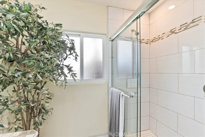 844 W Avenue L, Calimesa, California 92320