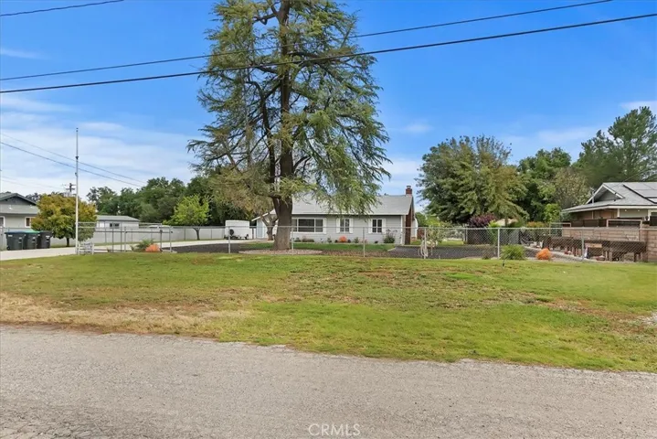 844 W Avenue L, Calimesa, California 92320
