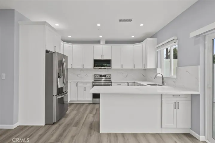 15834 Eccles Street, North Hills, California 91343