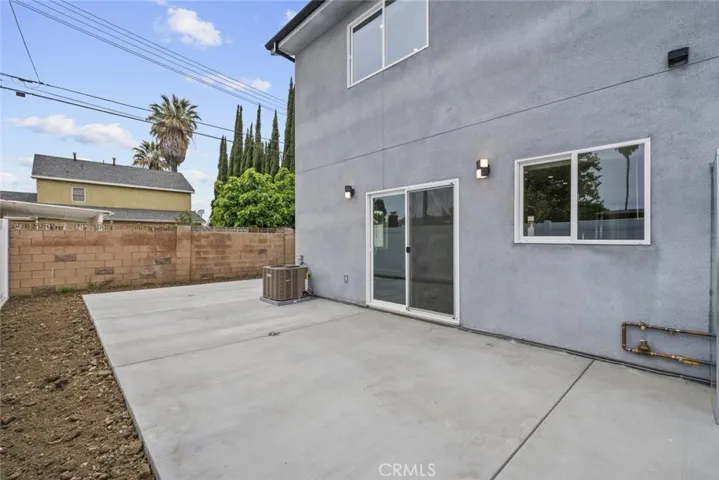 15834 Eccles Street, North Hills, California 91343