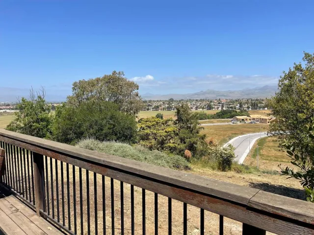 218 Enterprise Road, Hollister, California 95023