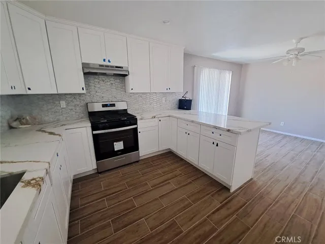 430 S Simpson Avenue, Hemet, California 92543