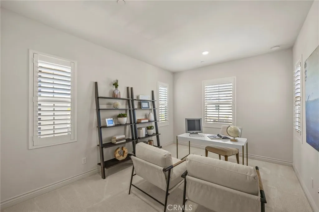 1776 Canyon Oaks Lane, Lake Forest, California 92610 home-pic-28