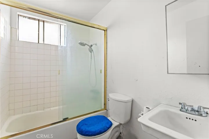 11966 Runnymede Street, North Hollywood, California 91605
