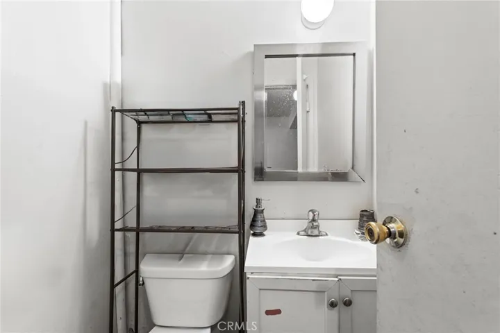 11966 Runnymede Street, North Hollywood, California 91605