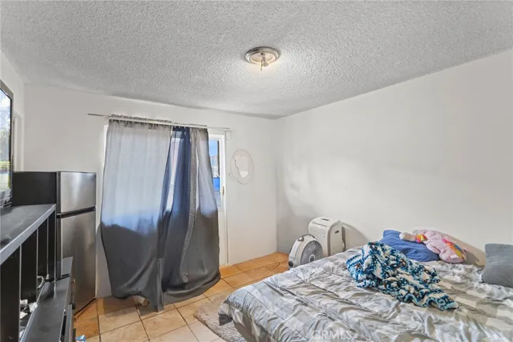 11966 Runnymede Street, North Hollywood, California 91605