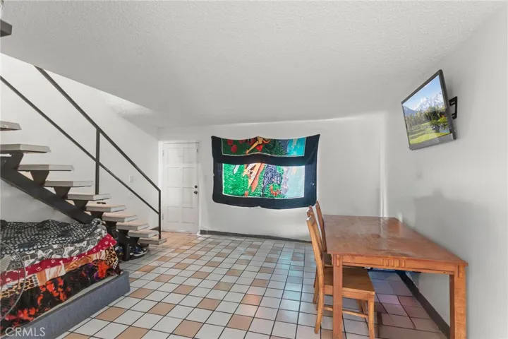 11966 Runnymede Street, North Hollywood, California 91605