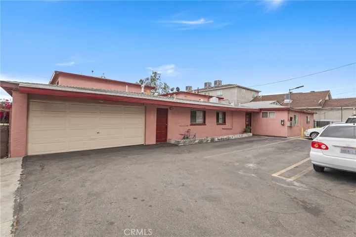 11966 Runnymede Street, North Hollywood, California 91605