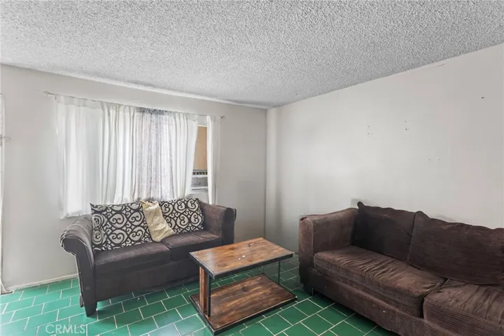 11966 Runnymede Street, North Hollywood, California 91605