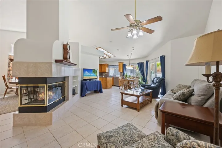 12471 Kokomo Way, Victorville, California 92392
