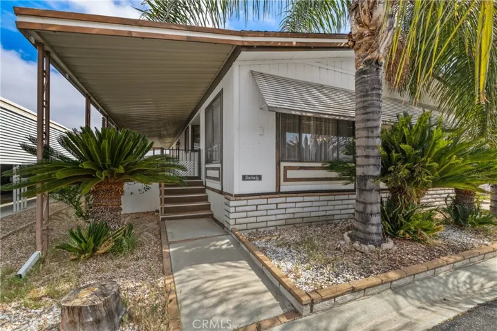 Front entry porch