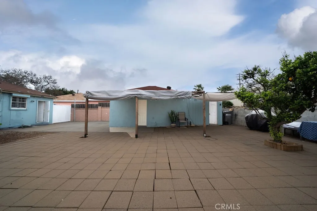 1125 W 129th Street, Gardena, California 90247 home-pic-17