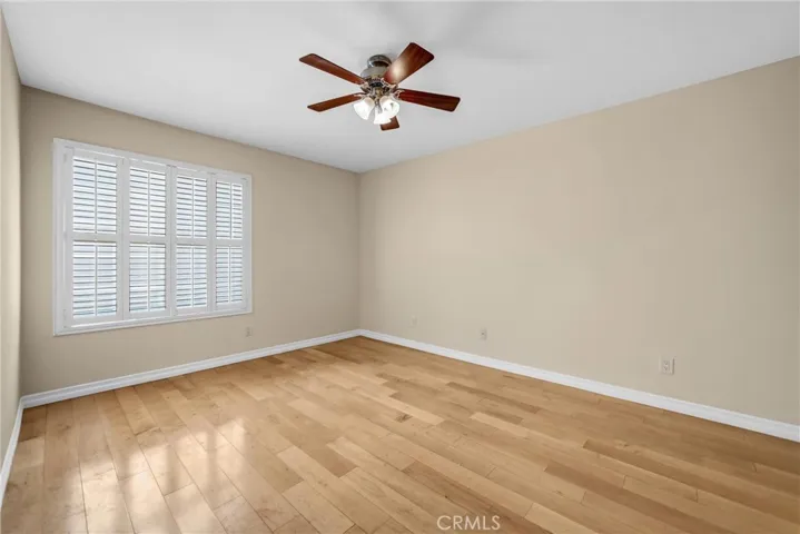 21550 Burbank Boulevard 114, Woodland Hills, California 91367