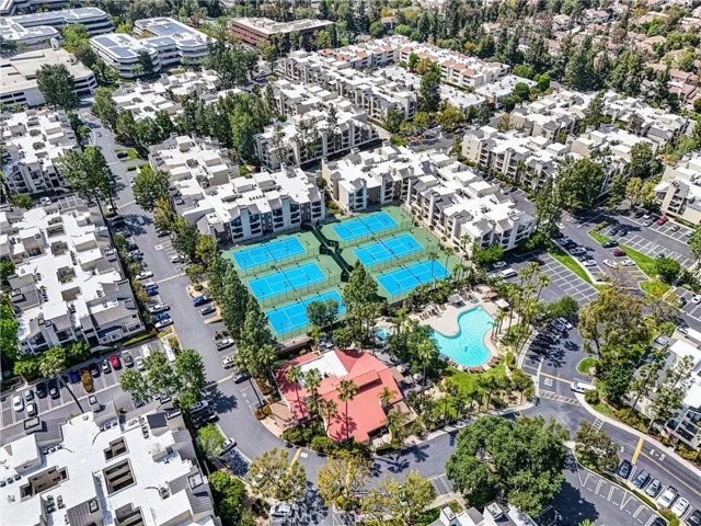 21550 Burbank Boulevard 114, Woodland Hills, California 91367