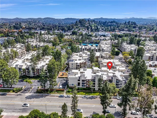 21550 Burbank Boulevard 114, Woodland Hills, California 91367