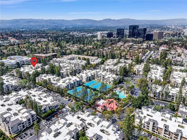 21550 Burbank Boulevard 114, Woodland Hills, California 91367