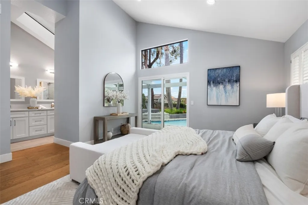 8 Recodo, Irvine, California 92620 home-pic-18