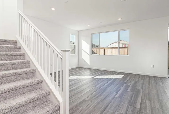 16041 Testarossa Street, Lathrop, California 95330