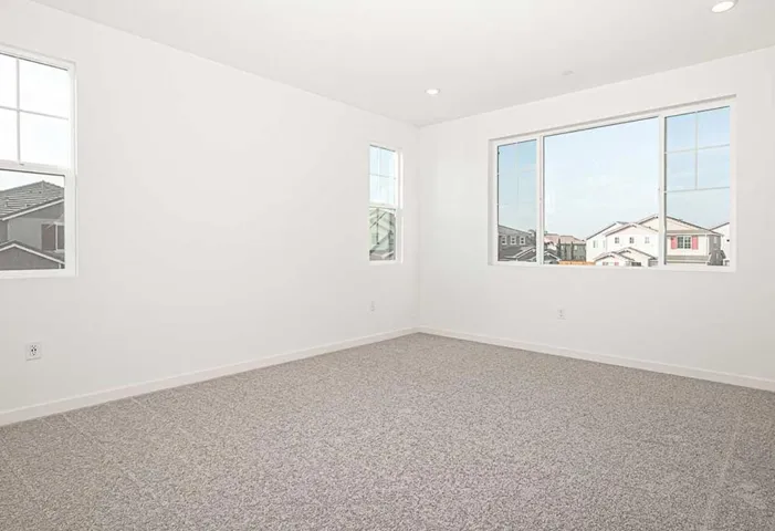 16041 Testarossa Street, Lathrop, California 95330