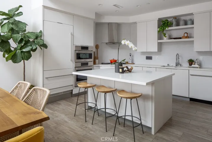 617 Poppy Avenue, Corona Del Mar, California 92625