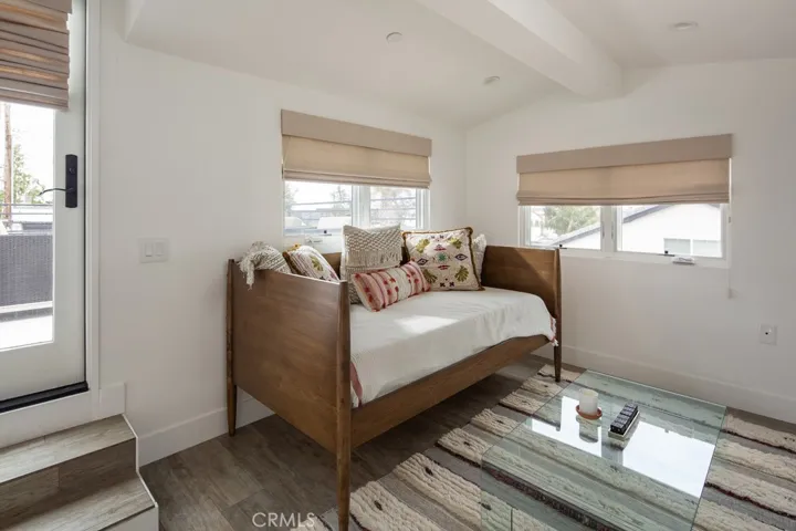 617 Poppy Avenue, Corona Del Mar, California 92625