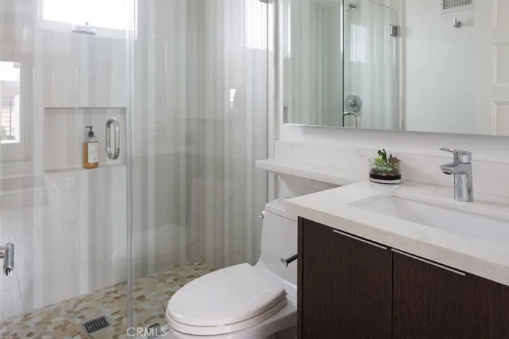 617 Poppy Avenue, Corona Del Mar, California 92625