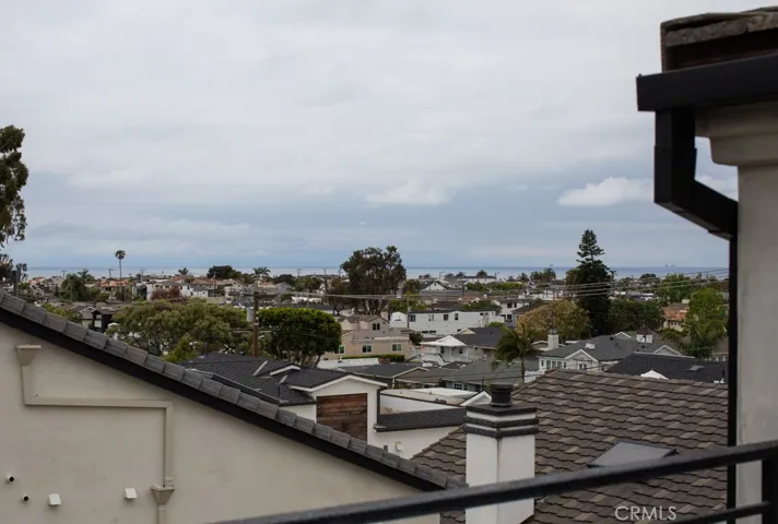 617 Poppy Avenue, Corona Del Mar, California 92625
