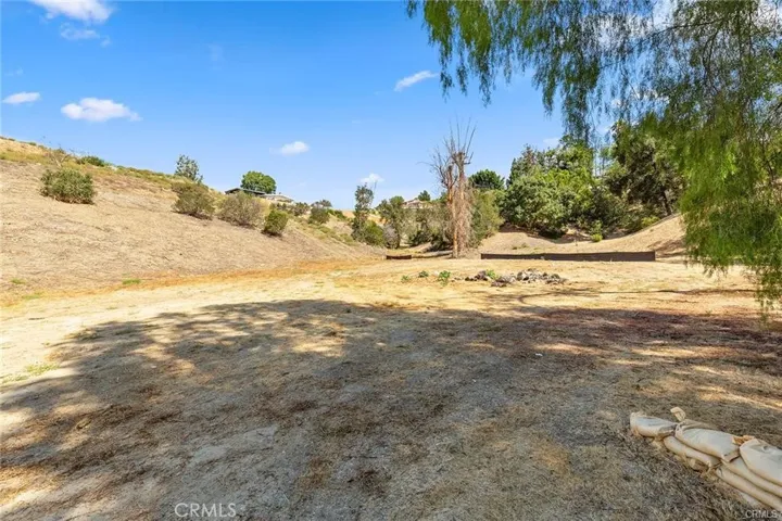 7583 Country Hill Lane, Anaheim Hills, California 92808