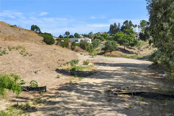 7583 Country Hill Lane, Anaheim Hills, California 92808
