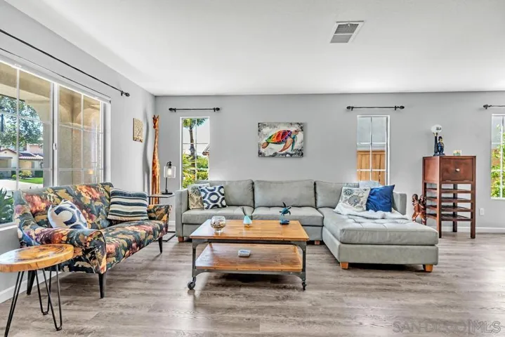 4252 Alta Vista Court, Oceanside, California 92057