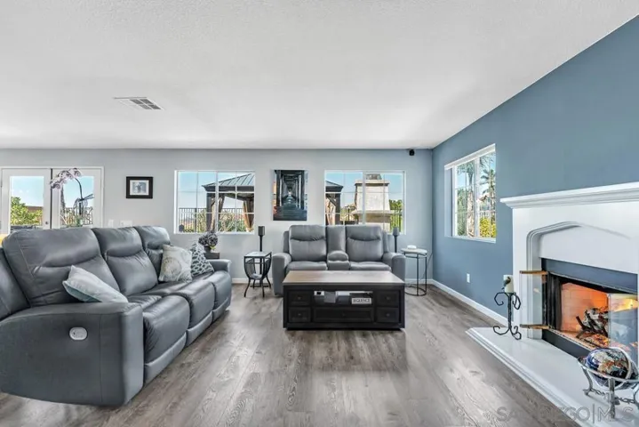 4252 Alta Vista Court, Oceanside, California 92057