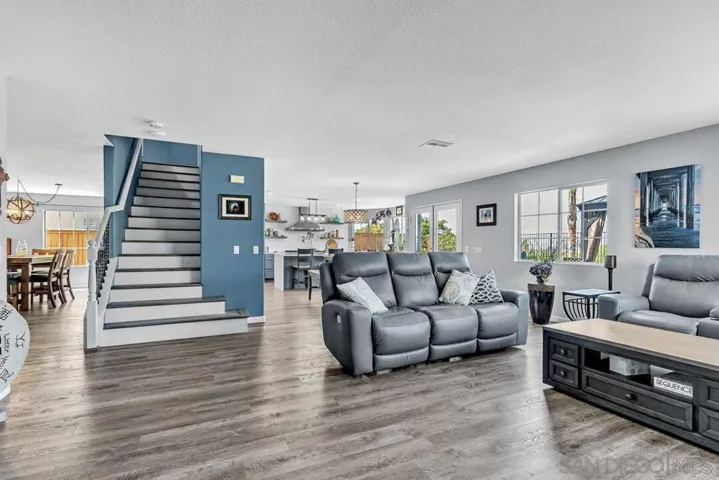 4252 Alta Vista Court, Oceanside, California 92057