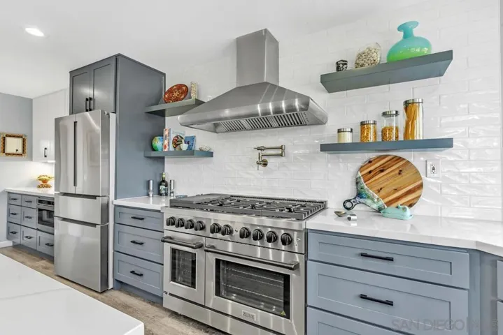 4252 Alta Vista Court, Oceanside, California 92057